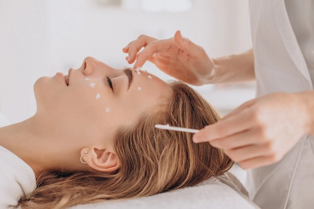 روشهای نوین درمان پوست در مرکز تخصصی نارمک